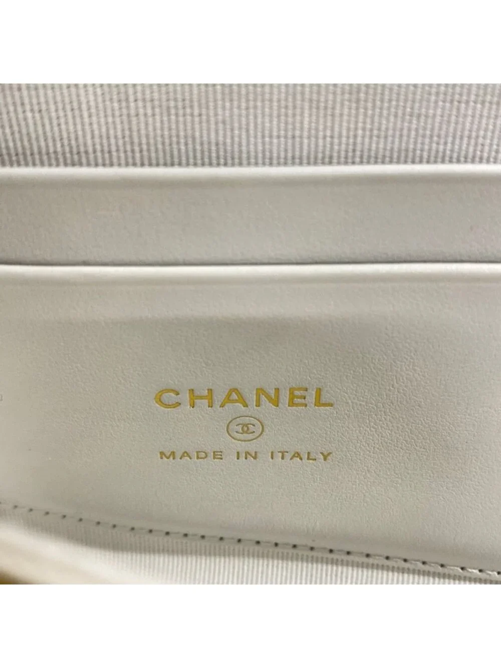 Chanel Coin Case Quilted White L-shaped Zipper Gold